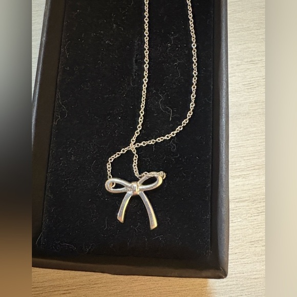 Tiffany & Co. Silver Bow Necklace - Picture 5 of 9